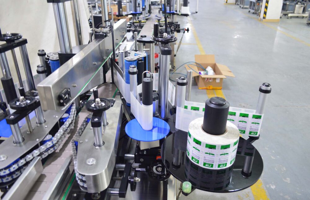 Filling double-sided packaging labeling machine (3)