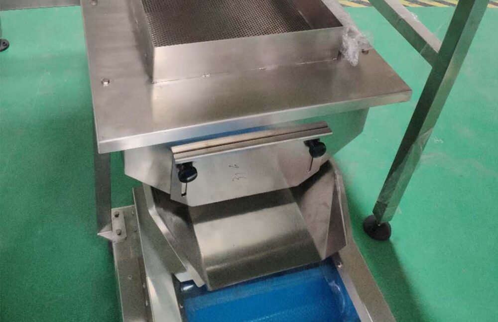 Potato chip granule vertical packaging machine (5)