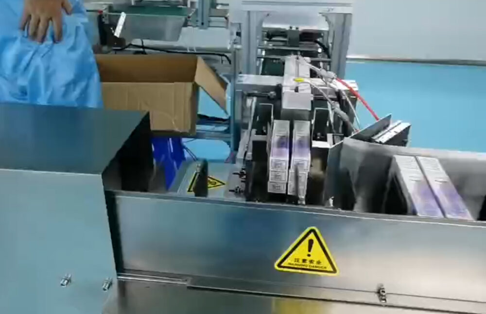 automated box folding machine