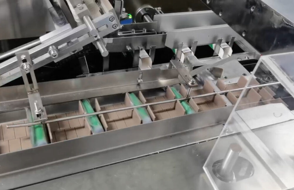 automated box folding machine