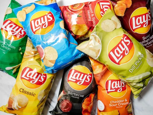 chips packing machine, potato chips packing machine,automatic vertical packing machine,vertical form seal machine